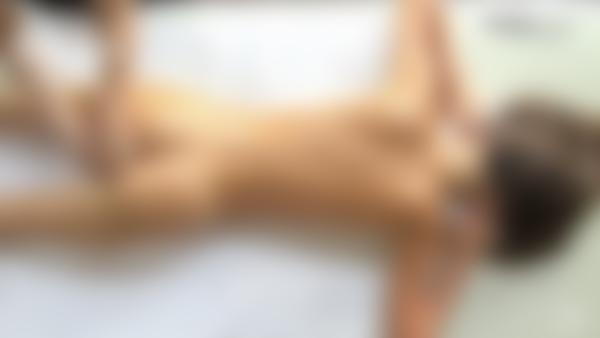 电影 尖叫火山高潮按摩 中的屏幕截图 #9